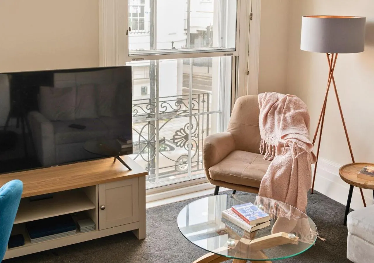 Stunning 2 Bed In The Centre Of Cheltenham! United Kingdom