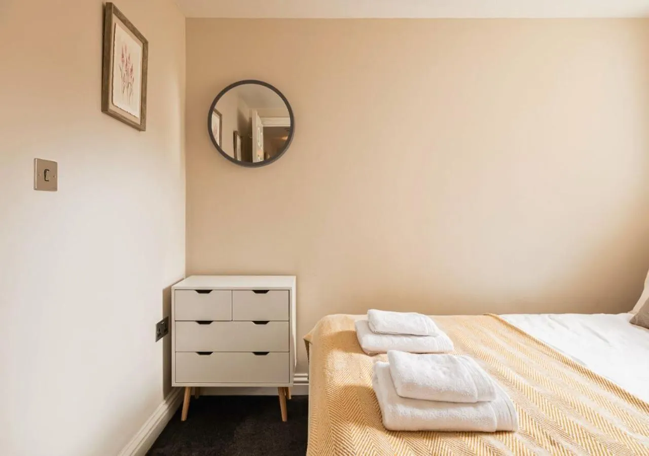 Stunning 2 Bed In The Centre Of Cheltenham! United Kingdom