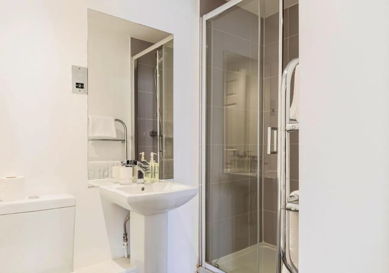 Stunning 2 Bed In The Centre Of Cheltenham! Apartment Cheltenham