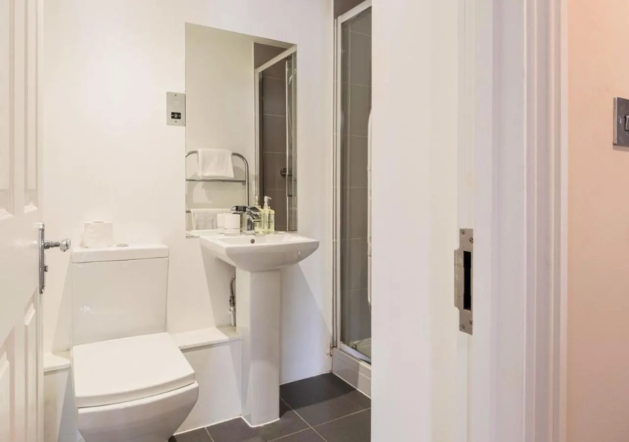 Apartment Stunning 2 Bed In The Centre Of Cheltenham! United Kingdom