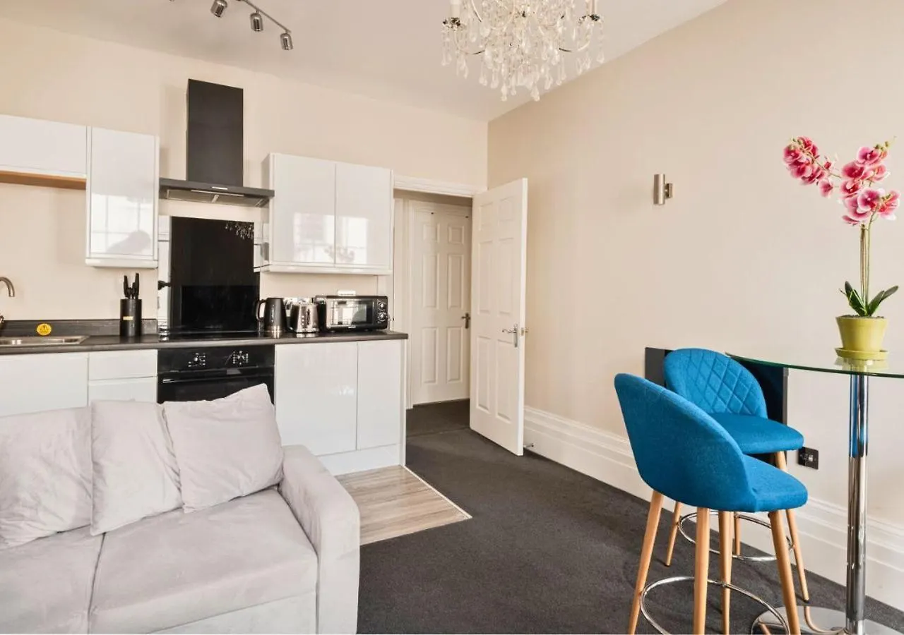Stunning 2 Bed In The Centre Of Cheltenham! Apartment Cheltenham